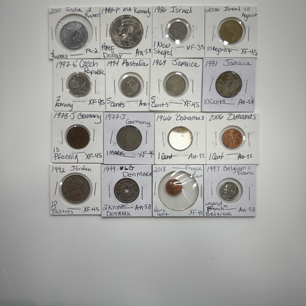 Lot of 16